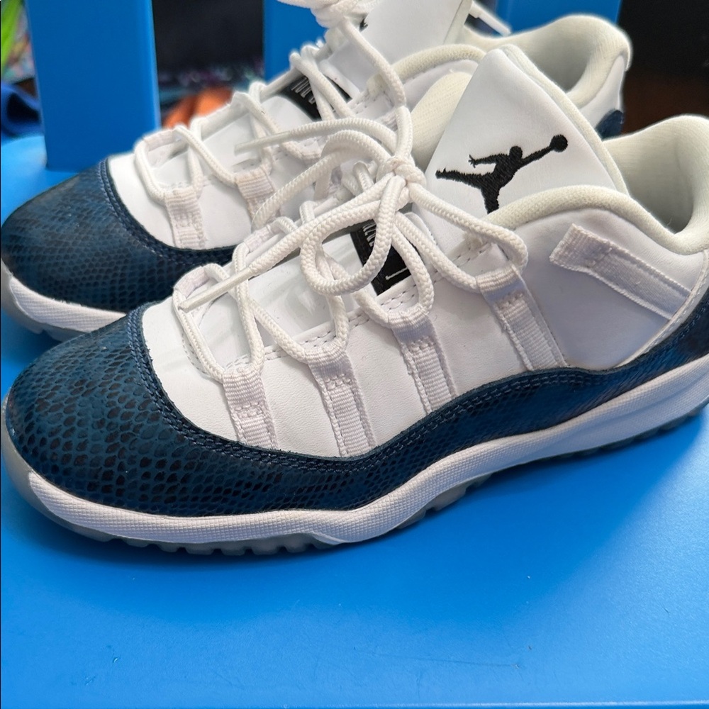Kids White and Blue Sneakers JORDAN BRAND NEW size 2 NO Box